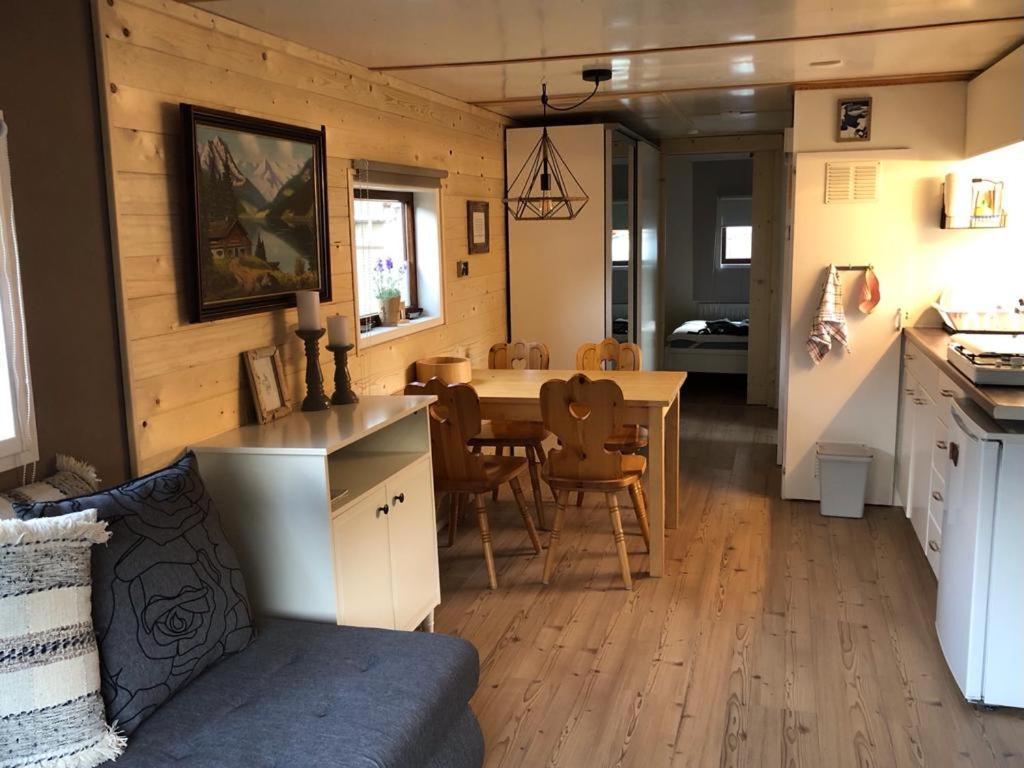 Aschau Im Zillertal Mountainview Lodge - Chalet Im Zillertal Direkt Am 5 Sterne Campingplatz Aufenfeld Mit Hallenbad Und Sauna المظهر الخارجي الصورة